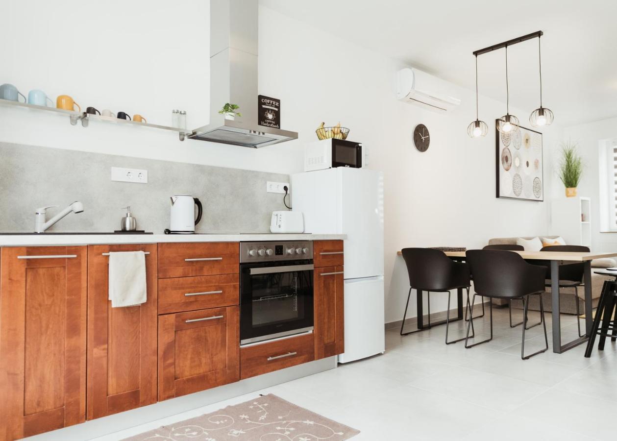 Major11 Apartman - Zsolnay Negyed Pécs Exterior foto